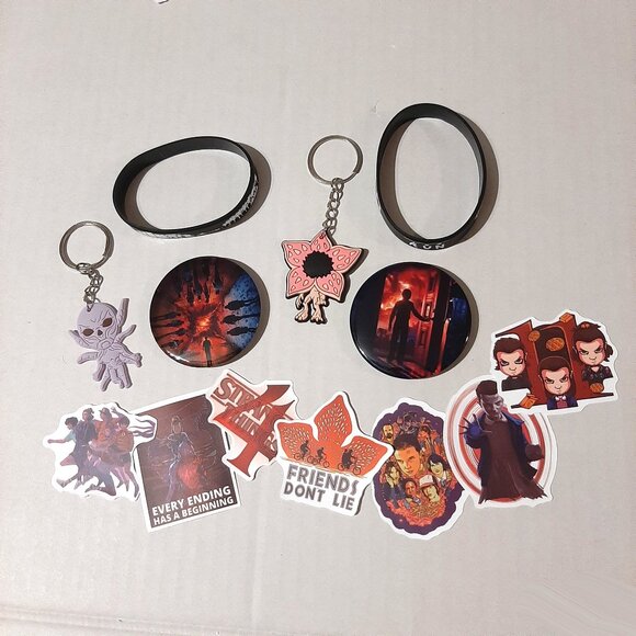 Stranger Things Vecna an Demogorgon Fan gift set Keyrings Pins Bracelet Stickers - Picture 3 of 3